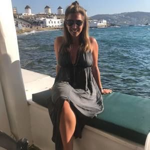 Meet your Posher, Becky